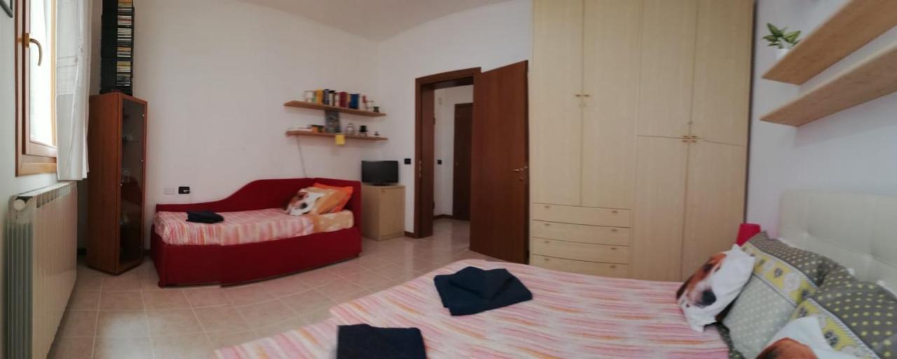 Appartamento Alla Corte Venesia Bagian luar foto